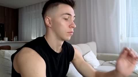 CristianoHailey online show from March 8, 10:00 am