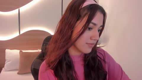 C R I S T I N online show from March 14, 9:08 pm