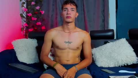 Cristofer online show from October 2, 2:10 am