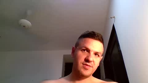 cristopher3042 online show from November 15, 1:18 am