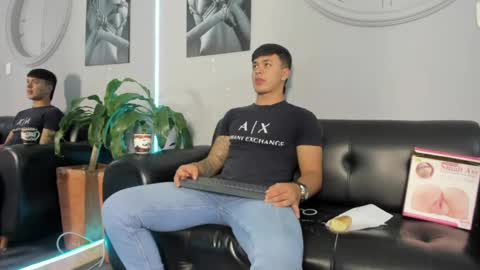 Cristopher online show from March 7, 12:45 pm