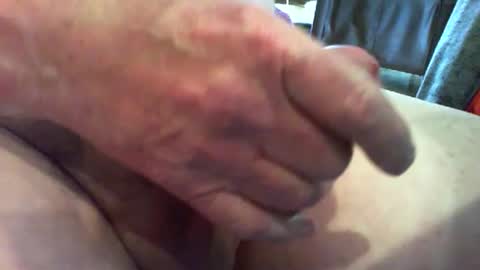 Snapshot of crjohnson chatting on February 10, 8:42 pm crjohnson online show from February 10, 8:42 pm