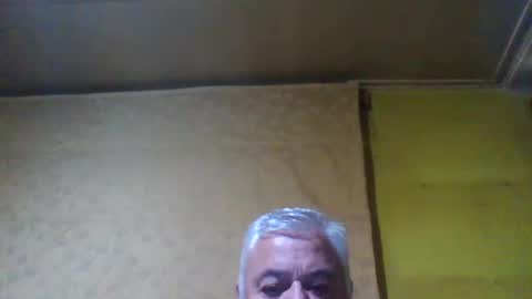 crmperez online show from January 8, 1:42 am