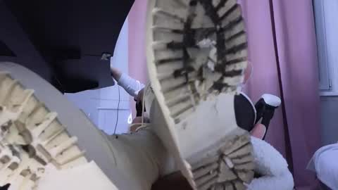 Cruel Siren online show from February 2, 8:05 pm