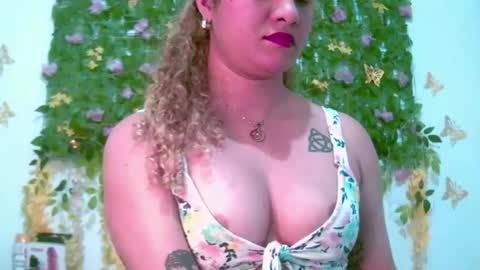 crysrus online show from March 24, 8:59 pm