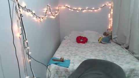 CRYSTAL 1991 online show from October 22, 4:15 am