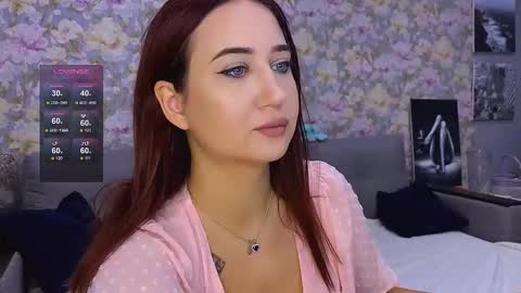 Snapshot of crystal_eternity chatting on October 23, 11:44 am crystal_eternity online show from October 23, 11:44 am