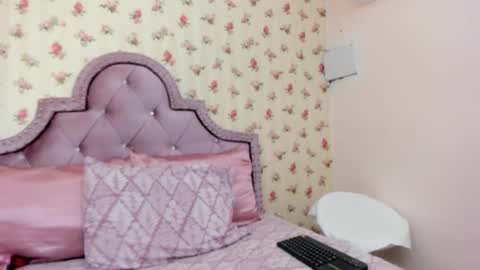Milf Latina online show from May 22, 2:13 pm