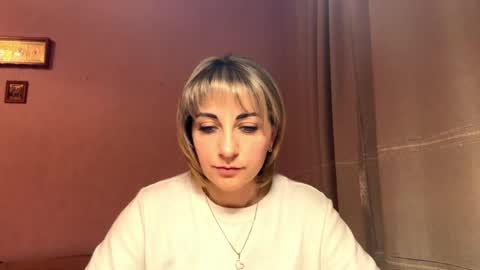 Mary online show from May 7, 7:31 pm