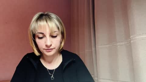 Mary online show from May 8, 7:41 pm