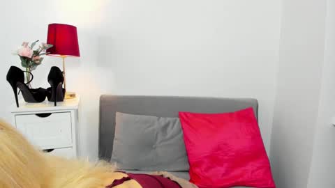 Crsyatal online show from February 19, 4:55 pm