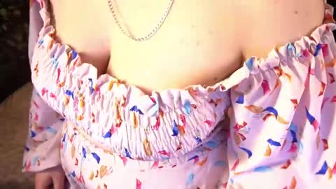 crystallpaws_ online show from June 7, 7:13 am