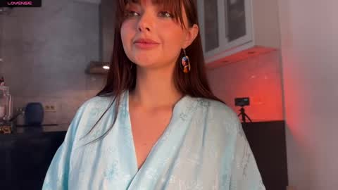 crystalnova_ online show from April 1, 1:41 pm