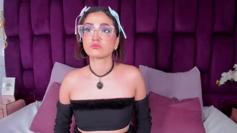 Crystal online show from February 4, 10:57 pm