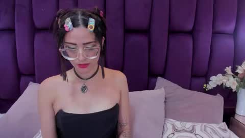 Crystal online show from February 13, 11:30 pm