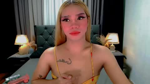 bea takashi  online show from May 8, 10:54 am