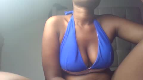 Snapshot of ctrl_cheeks chatting on September 22, 2:04 am ctrl_cheeks online show from September 22, 2:04 am