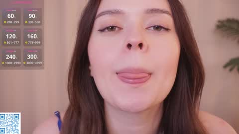 Ellie online show from October 16, 3:11 pm