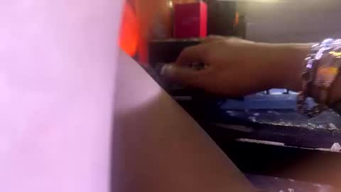 im KIM new girl to spoil online show from February 20, 4:25 pm