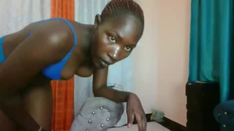 Snapshot of cum_bhaddie chatting on September 8, 7:02 pm Cammy online show from September 8, 7:02 pm