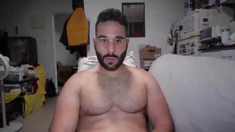 Cuman online show from February 10, 11:30 pm