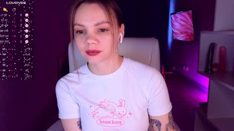 Snapshot of cumeveline chatting on January 18, 11:43 am Eva online show from January 18, 11:43 am