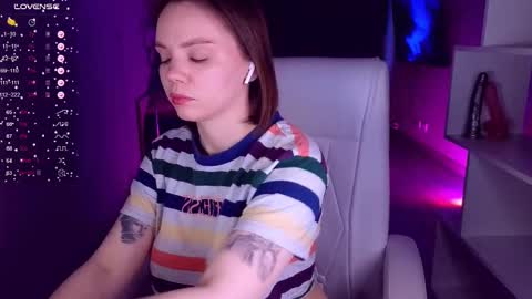 Snapshot of cumeveline chatting on March 10, 3:09 pm Eva online show from March 10, 3:09 pm