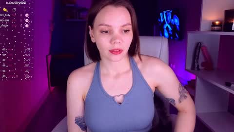 Snapshot of cumeveline chatting on January 31, 1:56 pm Eva online show from January 31, 1:56 pm