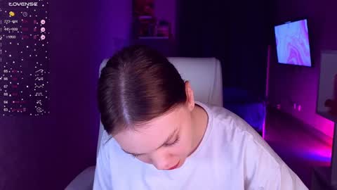 Snapshot of cumeveline chatting on January 15, 5:26 pm Eva online show from January 15, 5:26 pm