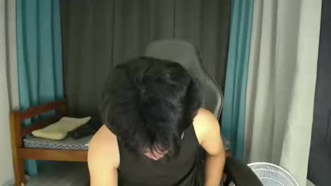 cummingyu online show from November 19, 5:01 pm