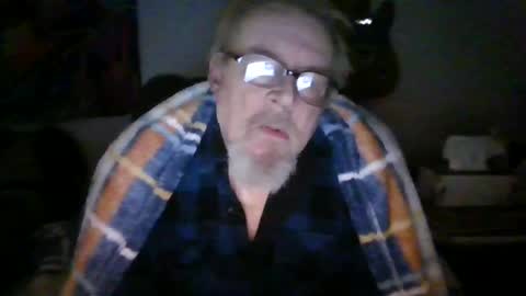 Snapshot of cunnibob chatting on February 5, 11:34 am cunnibob online show from February 5, 11:34 am