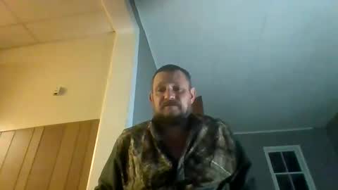 Snapshot of cuntreeboy68 chatting on January 19, 4:33 am Bash online show from January 19, 4:33 am
