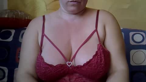 Snapshot of cuore60720 chatting on October 7, 9:38 am cuore60720 online show from October 7, 9:38 am