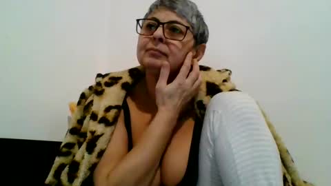 couple online show from September 27, 1:24 am