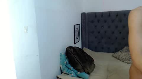 Xyrien online show from October 21, 10:35 pm