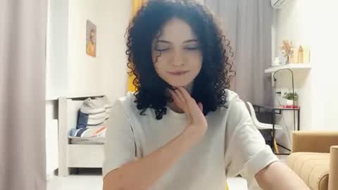 Kira online show from June 12, 11:37 pm