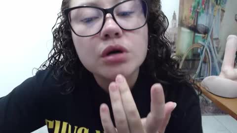 Vannesa online show from November 18, 8:34 pm