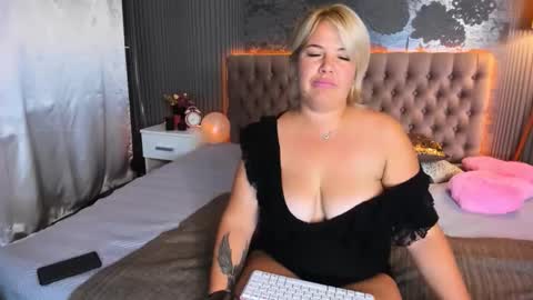 CurlyDreams online show from September 13, 12:18 pm