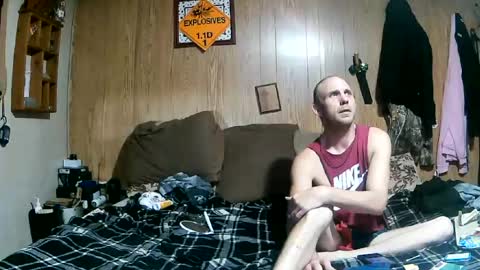 curtisrobert171 online show from June 17, 3:00 am