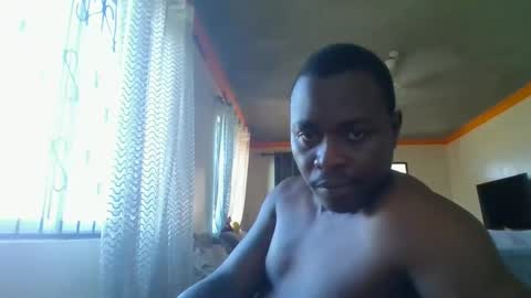 curved_2025 online show from October 27, 11:54 am