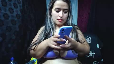 Emma online show from October 10, 6:14 pm