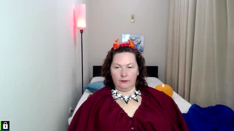 curvy_girlz online show from October 25, 6:19 pm