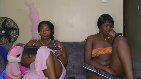 curtis online show from February 19, 3:28 am