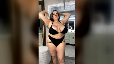 curvyfunlover online show from March 13, 11:13 am