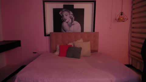 cute_angel_1 online show from September 13, 12:40 pm