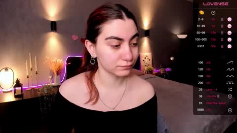 Hanna online show from March 26, 2:17 am