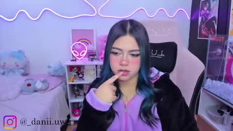 Dani  online show from November 11, 9:55 am