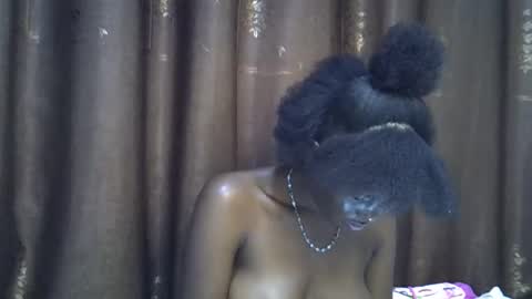 cute_emmy1 online show from October 16, 10:52 pm