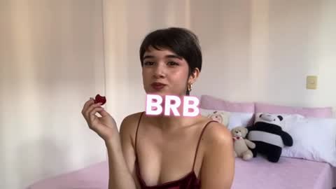 Cute online show from December 19, 10:10 pm