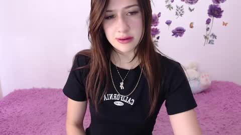 Isabella online show from April 1, 9:01 pm